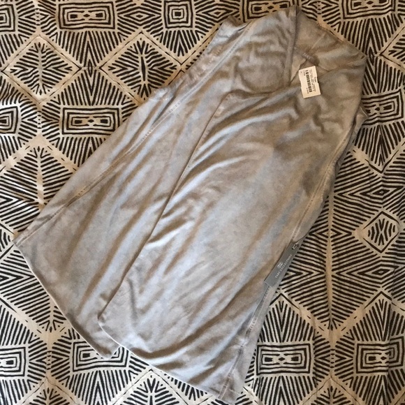 Tart gray Vest with pockets size small - Picture 3 of 8